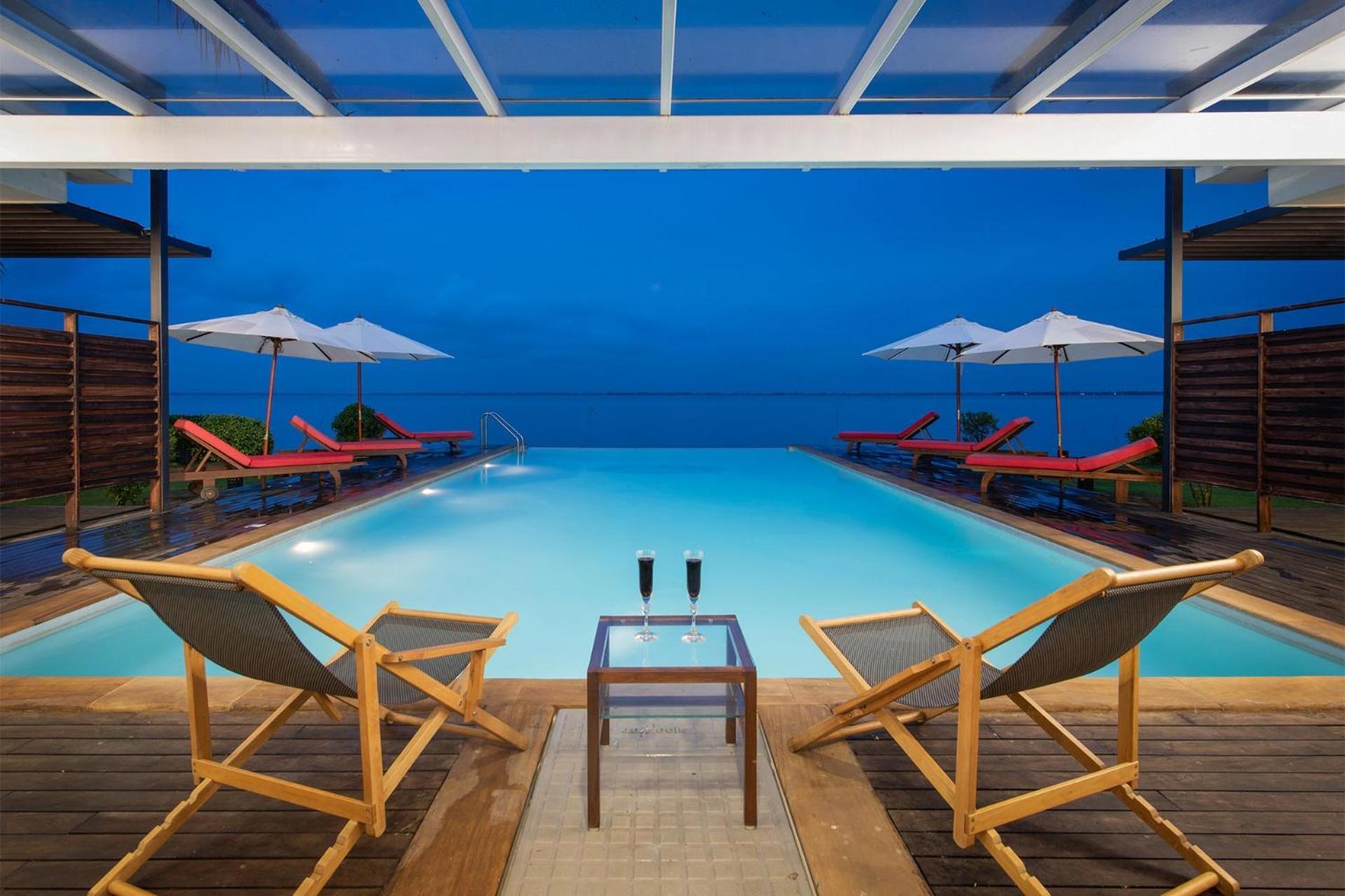 Stayvista At The Rain - River Villa With Infinity Pool Alappuzha Esterno foto