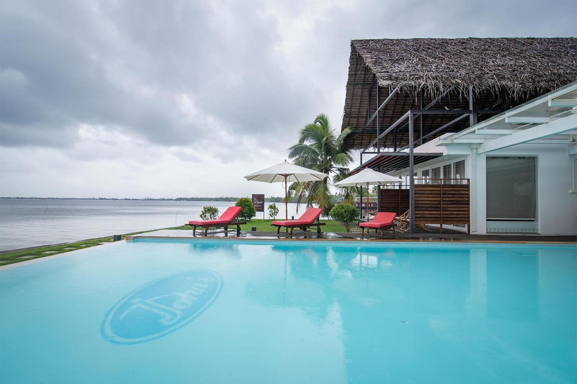 Stayvista At The Rain - River Villa With Infinity Pool Alappuzha Esterno foto