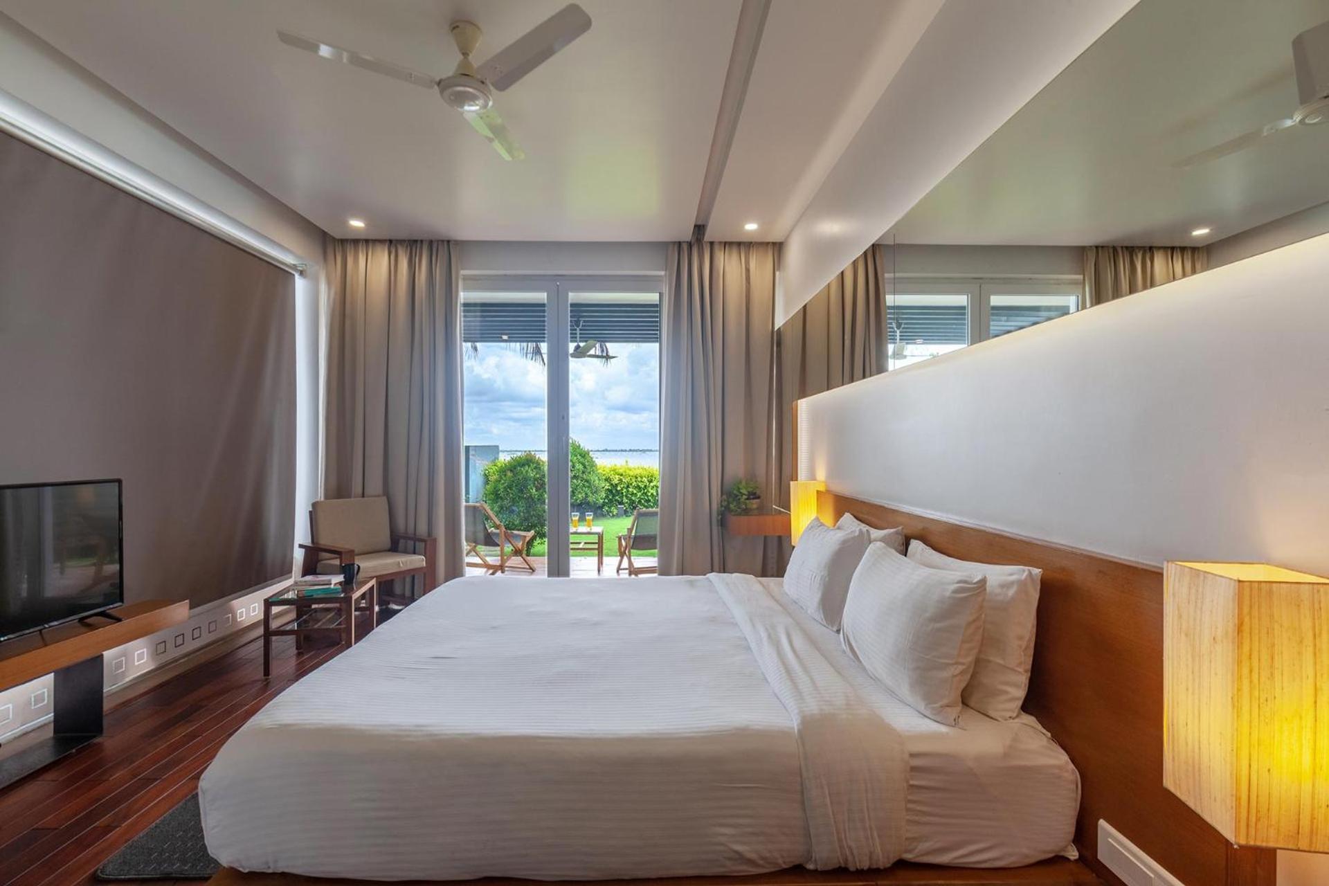 Stayvista At The Rain - River Villa With Infinity Pool Alappuzha Esterno foto